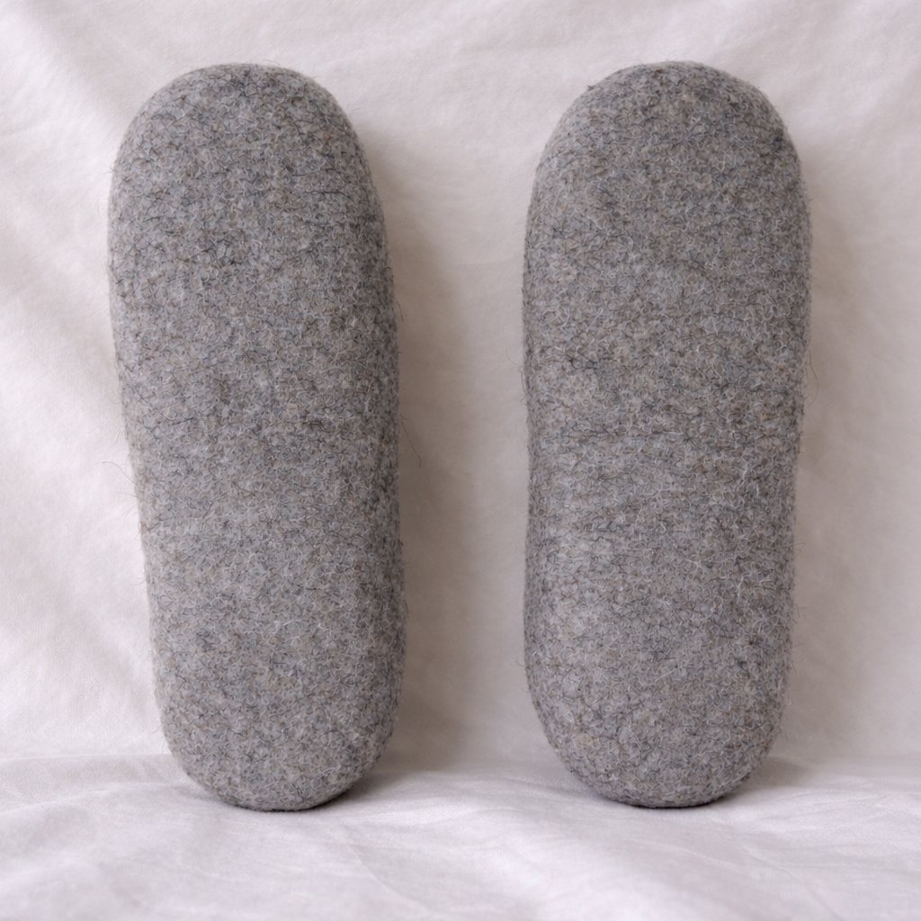S3 Chaussons en laine mérinos feutrée, paire artisanale